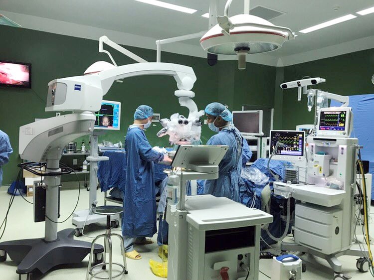 Thẩm định giá trang thiết bị y tế