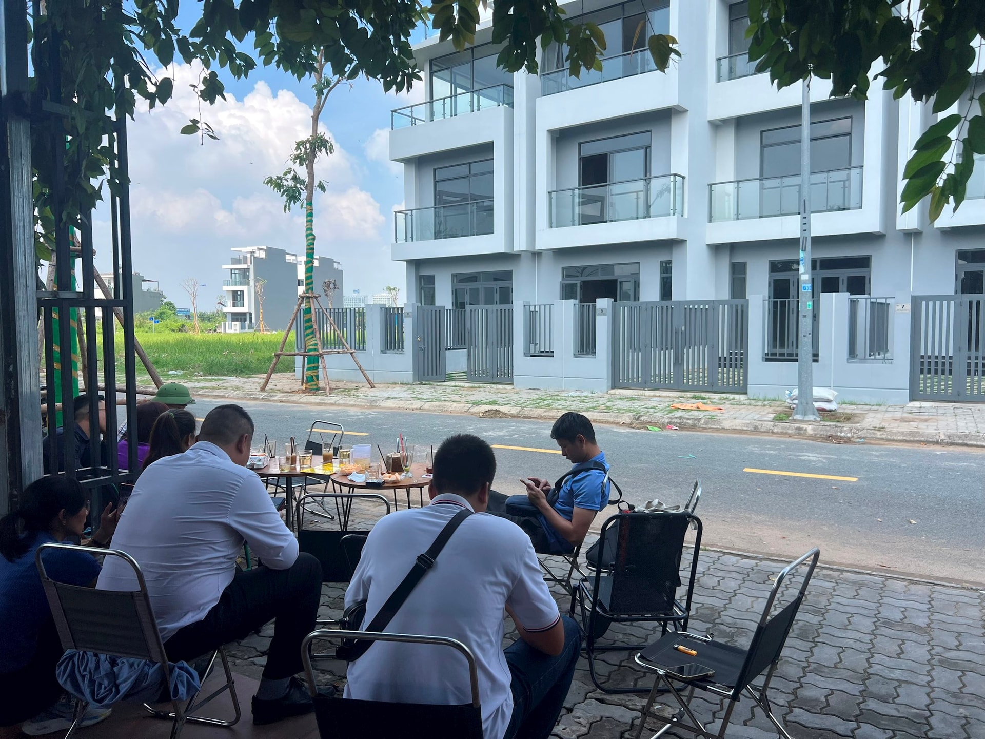 Môi giới tăng tốc ra quân, đất nền khu Đông Tp.HCM xuất hiện diễn biến mới vào cuối năm